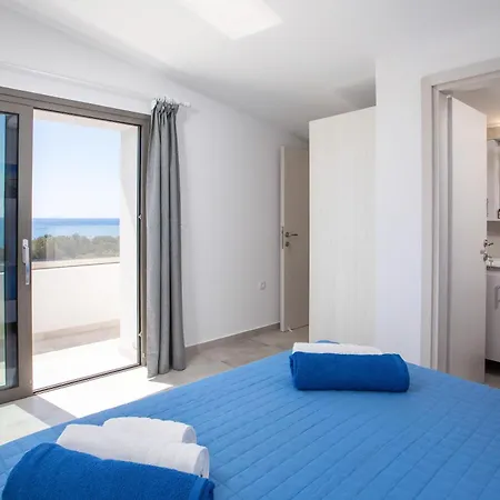 Gem Beachfront - Rhodes Villa *